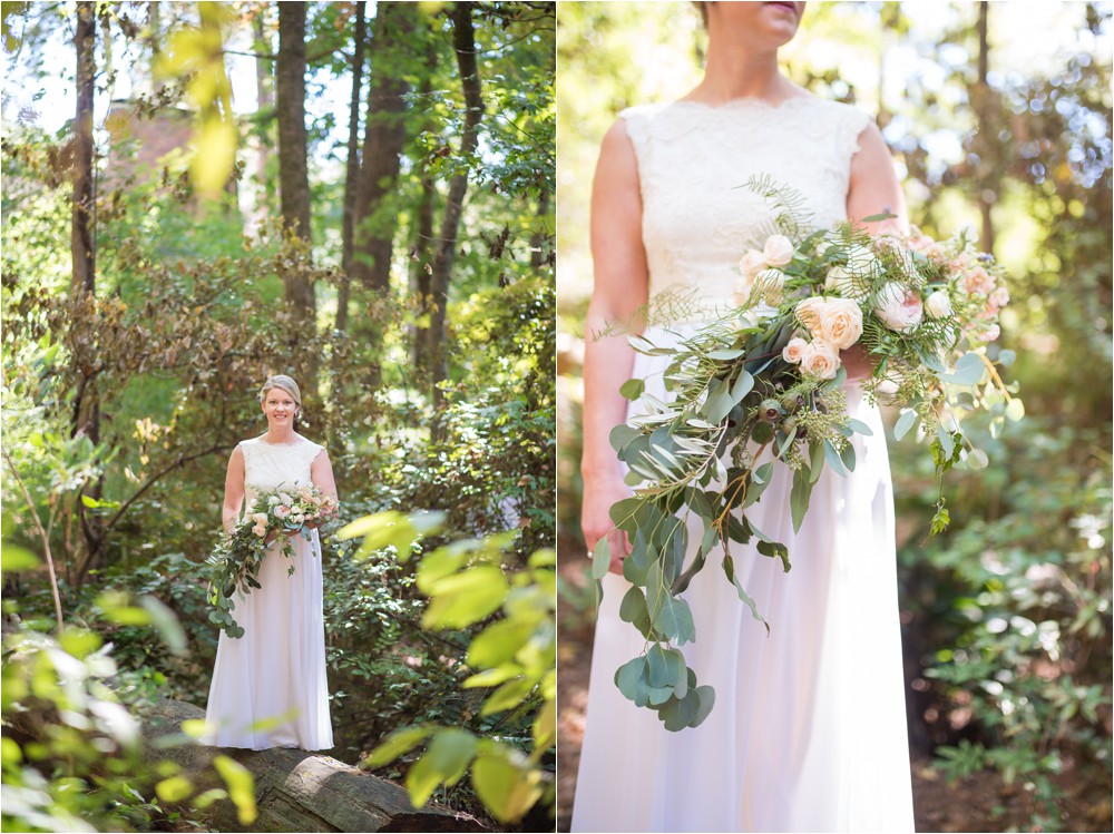 intimate-outdoor-wedding-at-home-in-columbus-georgia-by-eliza-morrill-photography_0011